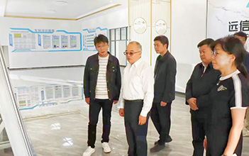 云南电网党委书记、董事长甘霖一行调研姚安杏鑫娱乐储能产业园